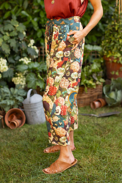 Stay Gold Artist Crop Pants