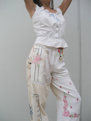 Stroll in the Vineyard Embroidered Piecewise Pant