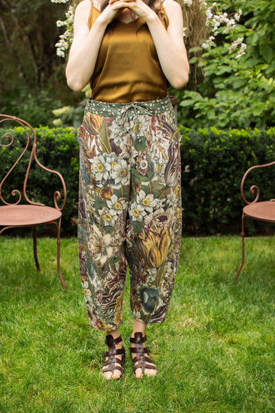 Love Grows Wild Cropped Artist Pant